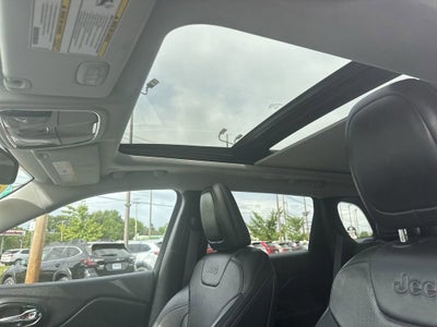 2022 Jeep Cherokee Latitude Lux