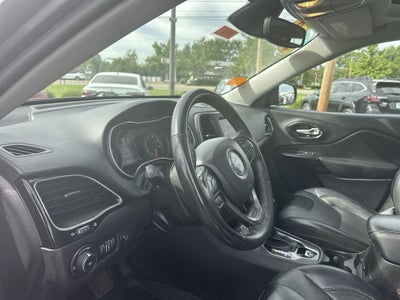 2022 Jeep Cherokee Latitude Lux