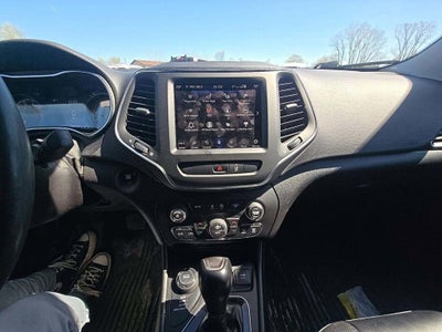 2022 Jeep Cherokee Latitude Lux