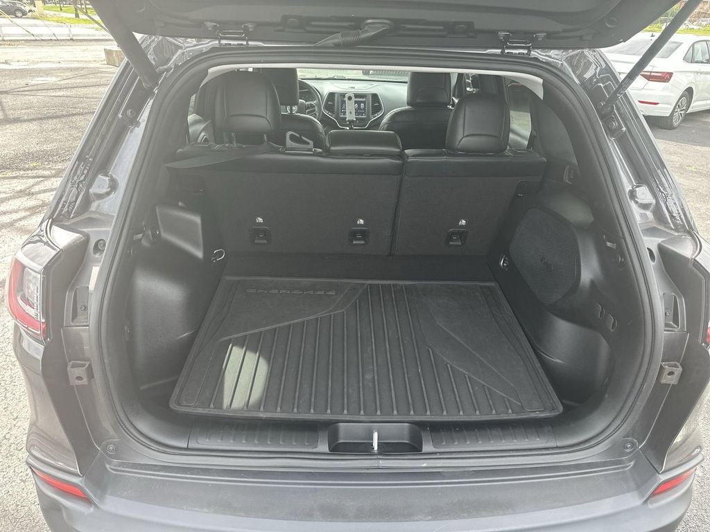 2022 Jeep Cherokee Latitude Lux