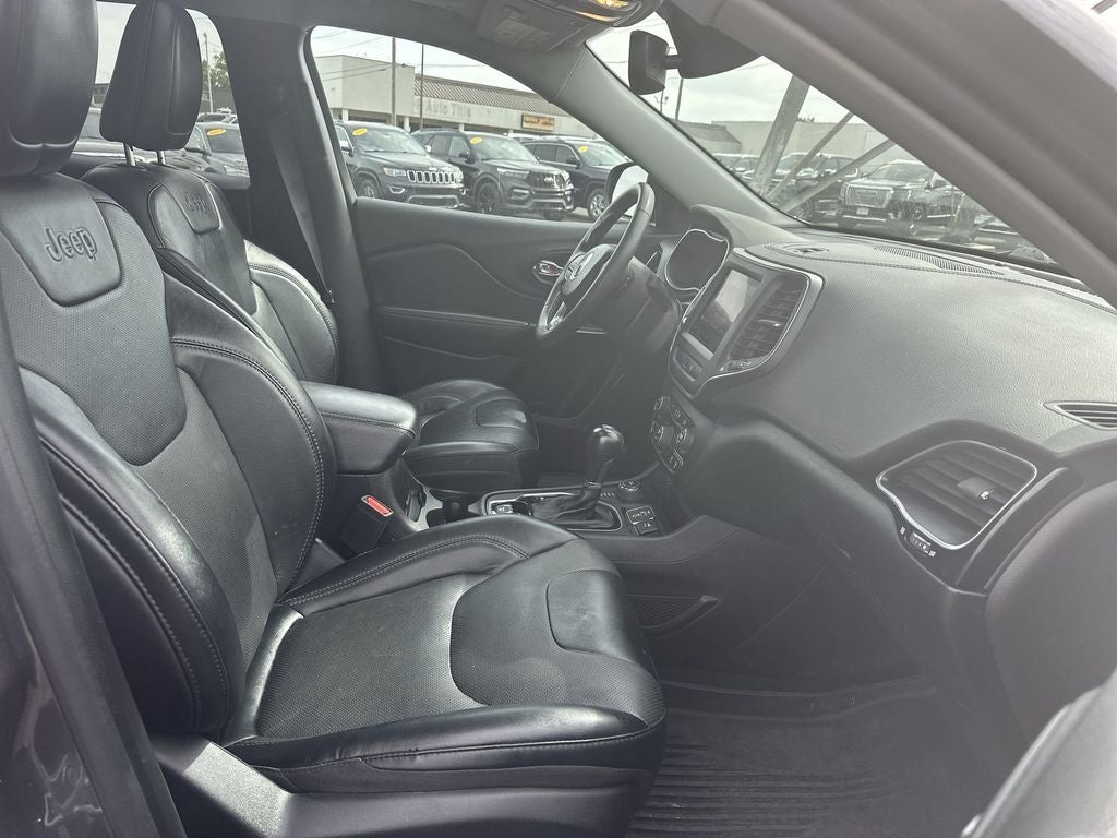2022 Jeep Cherokee Latitude Lux