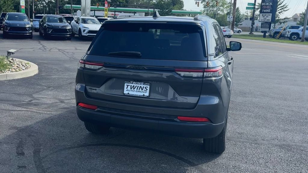 2024 Jeep Grand Cherokee Altitude