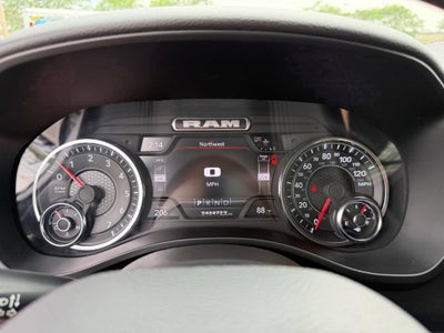2023 RAM 1500 Big Horn Crew Cab 4x4 5'7" Box