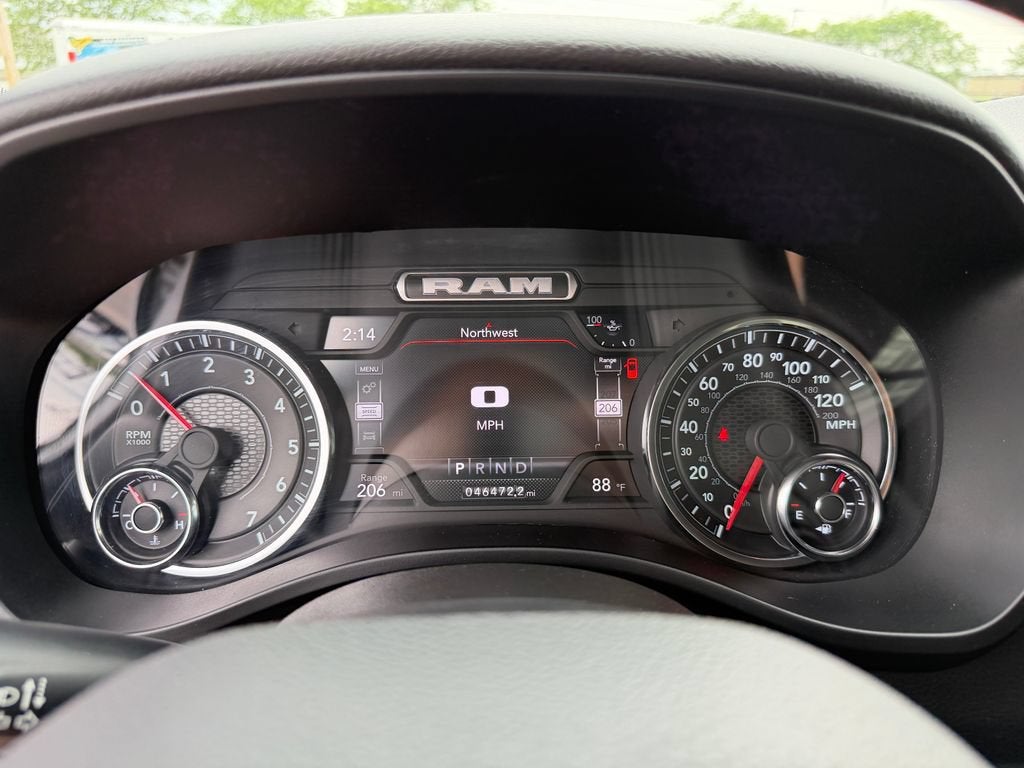 2023 RAM 1500 Big Horn Crew Cab 4x4 5'7" Box
