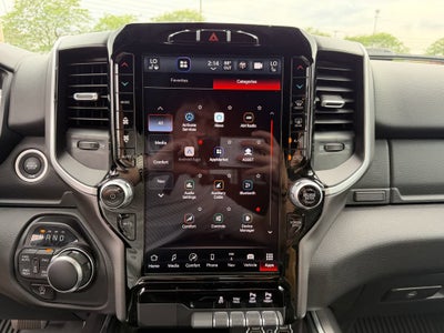 2023 RAM 1500 Big Horn Crew Cab 4x4 5'7" Box