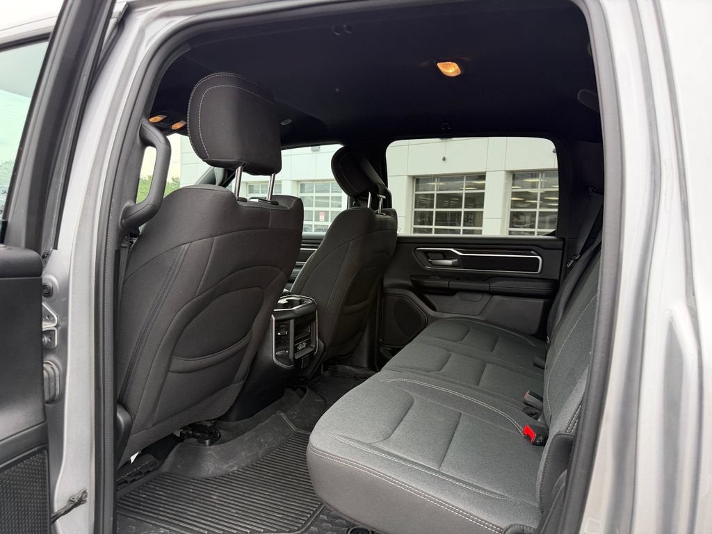 2023 RAM 1500 Big Horn Crew Cab 4x4 5'7" Box
