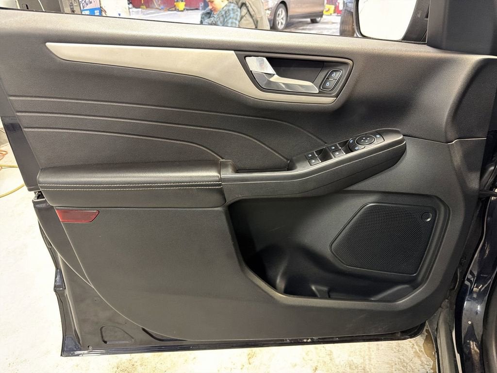 2021 Ford Escape SE Hybrid