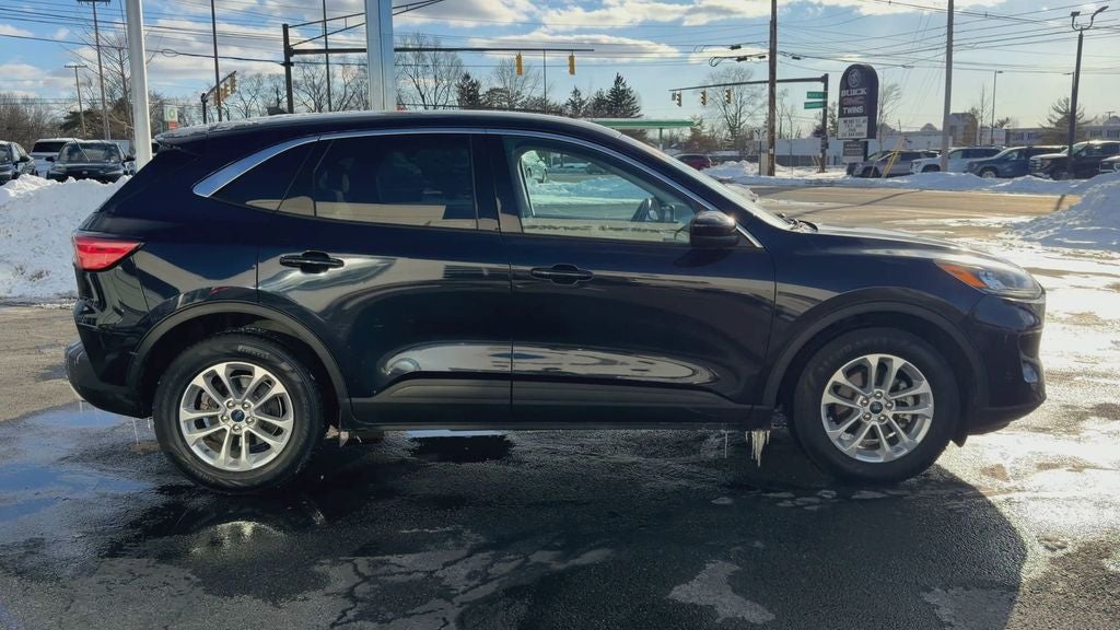 2021 Ford Escape SE Hybrid