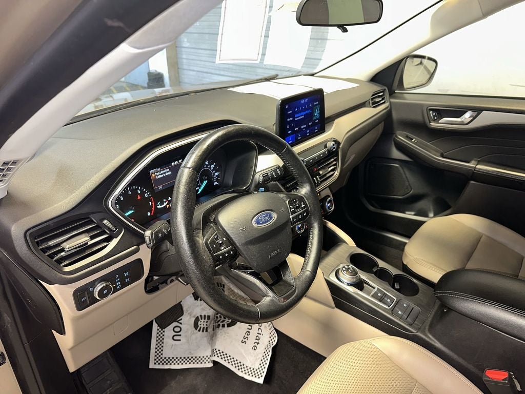 2021 Ford Escape SEL