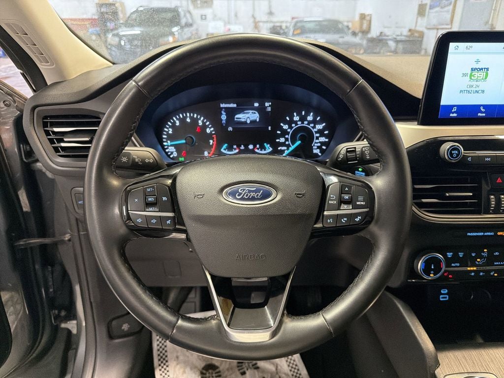 2022 Ford Escape SEL