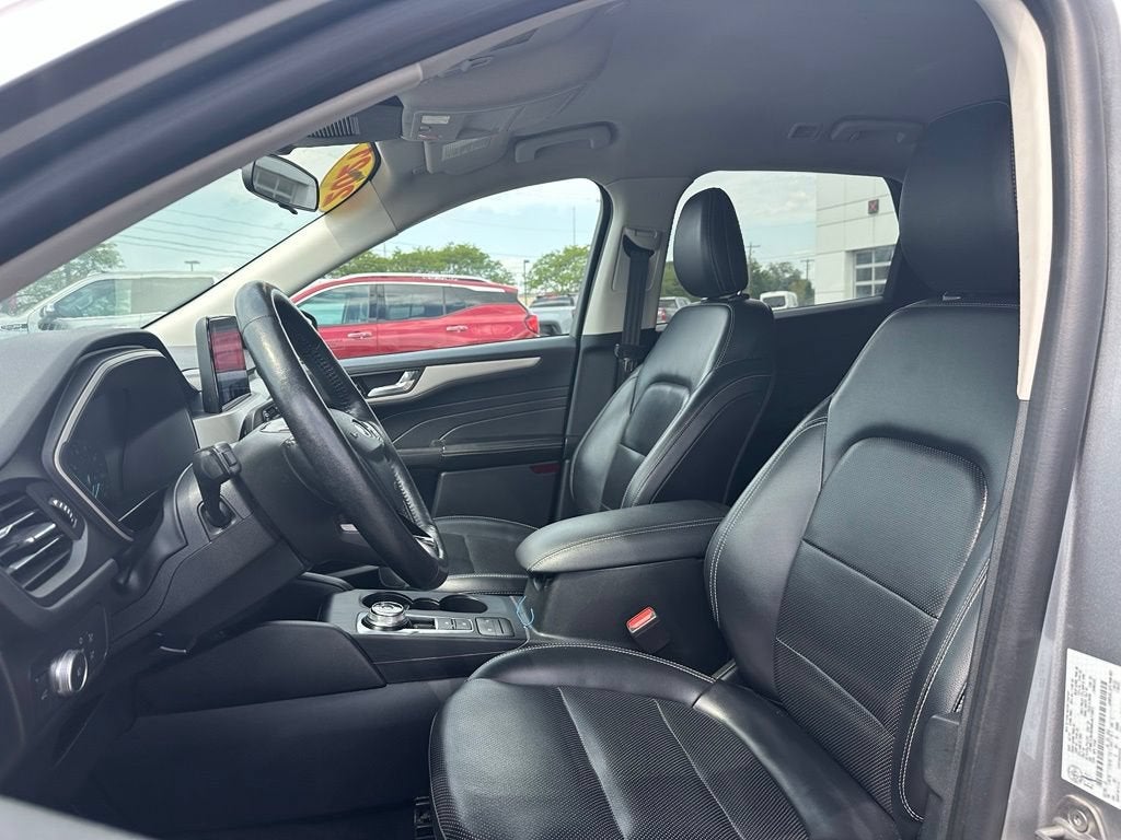 2021 Ford Escape SEL