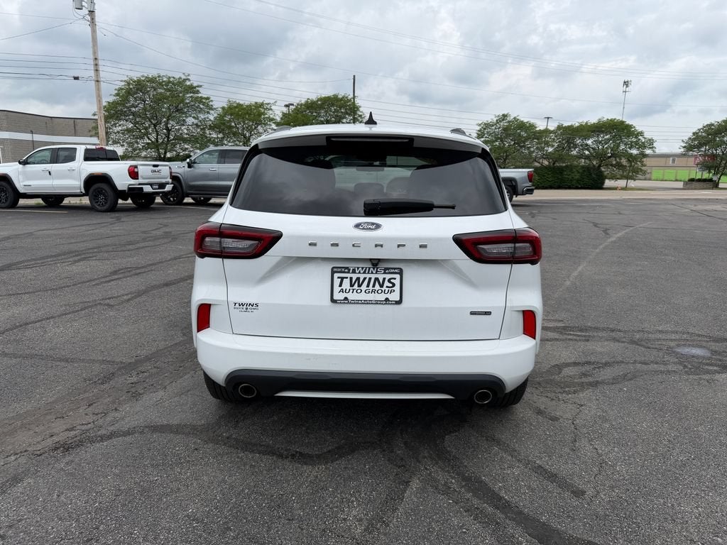 2023 Ford Escape ST-Line Select