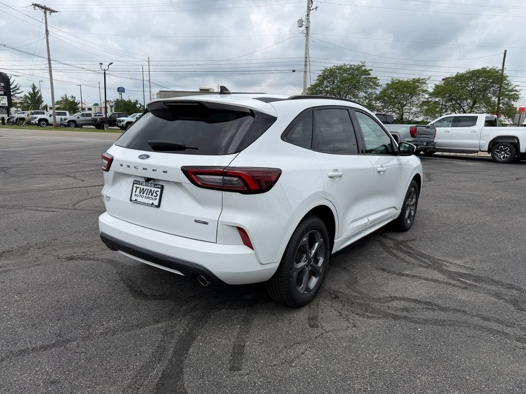 2023 Ford Escape ST-Line Select