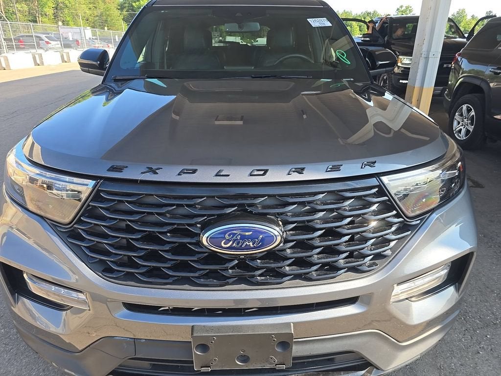 2023 Ford Explorer ST-Line