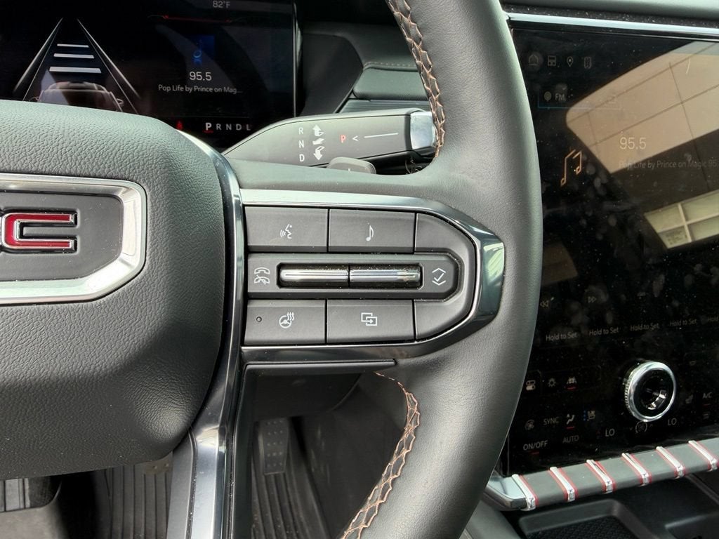 2024 GMC Acadia AT4