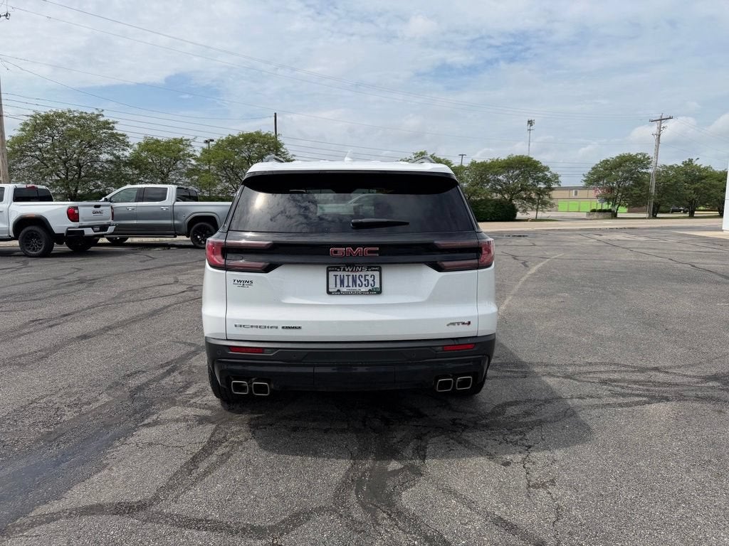 2024 GMC Acadia AT4