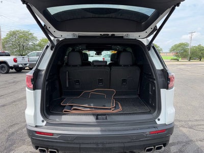 2024 GMC Acadia AT4