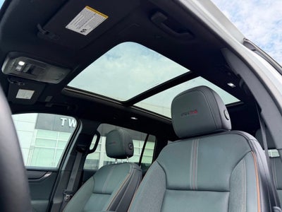2024 GMC Acadia AT4