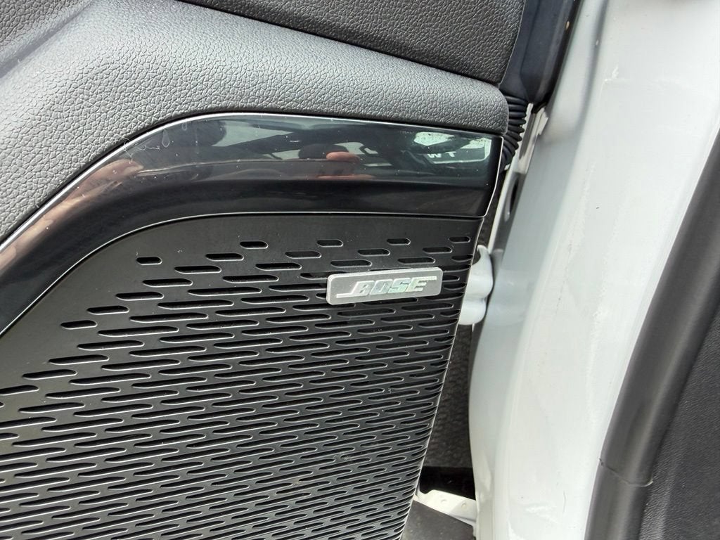 2024 GMC Acadia AT4