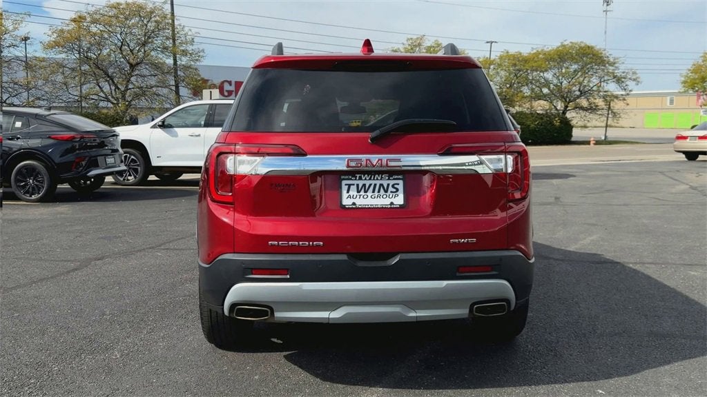 2023 GMC Acadia SLT