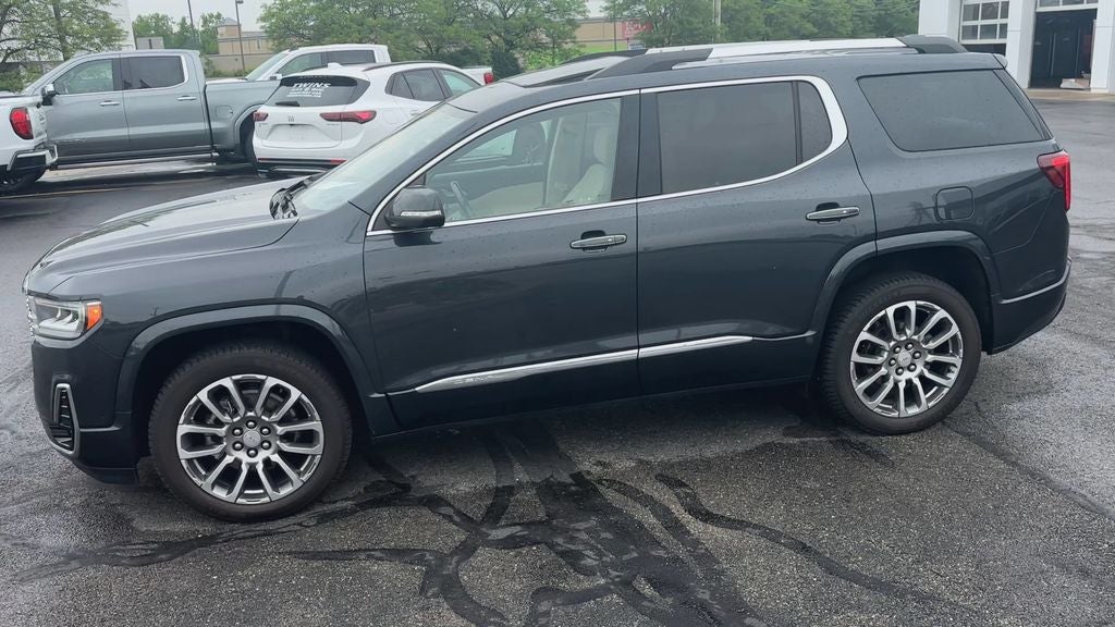 2023 GMC Acadia Denali
