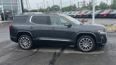2023 GMC Acadia Denali