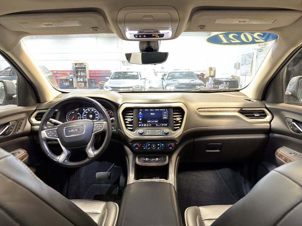 2021 GMC Acadia Denali