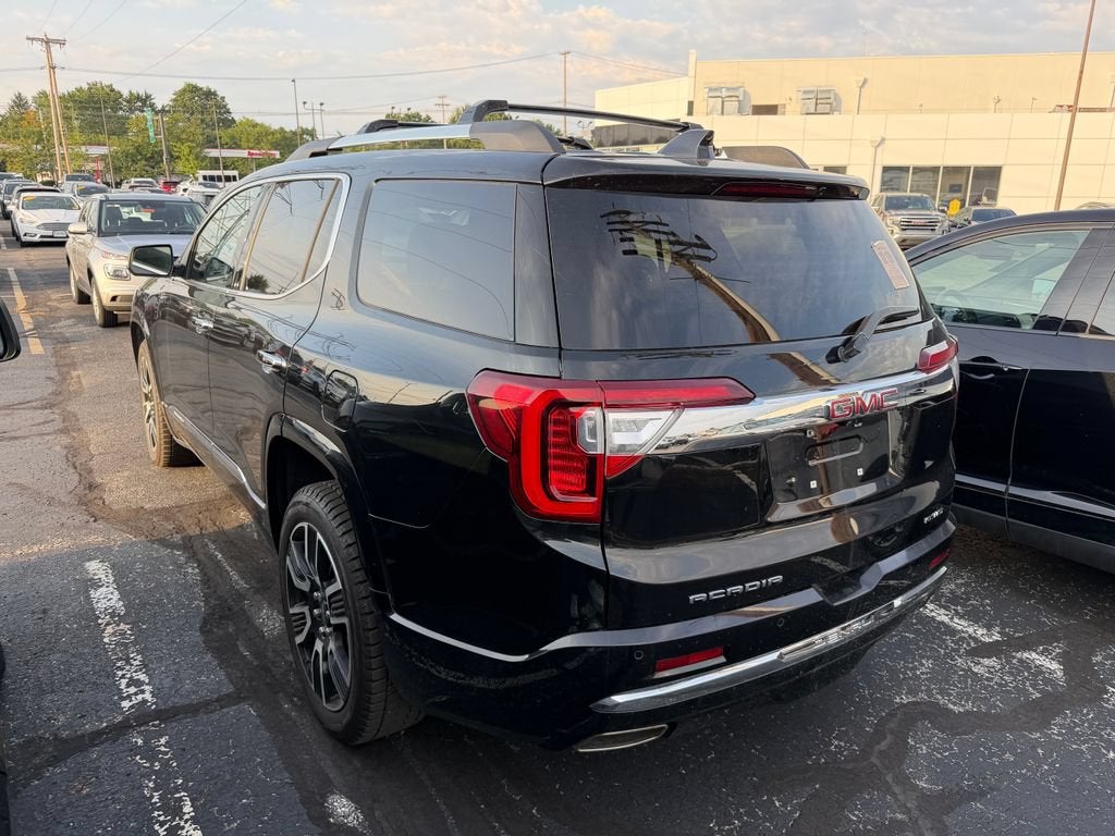 2022 GMC Acadia Denali