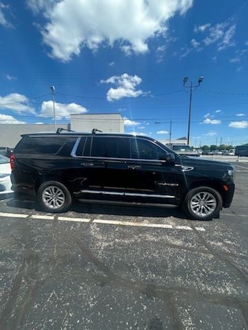 2023 GMC Yukon XL SLT