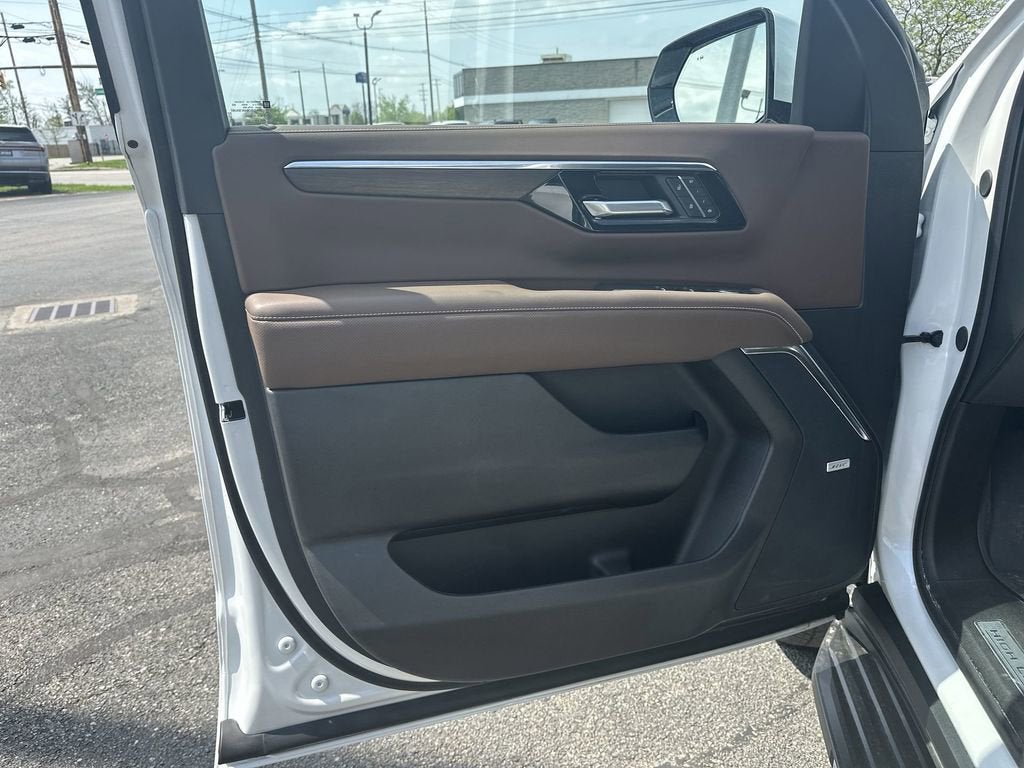 2025 Chevrolet Suburban High Country