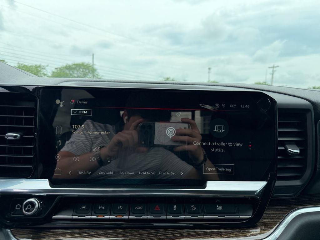 2024 GMC Sierra 1500 Elevation