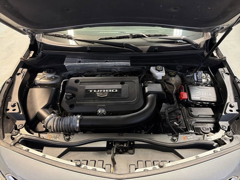 2023 Cadillac XT4 Premium Luxury