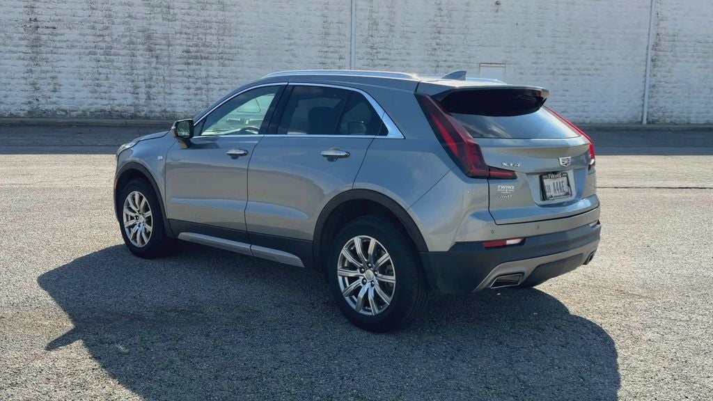 2023 Cadillac XT4 Premium Luxury