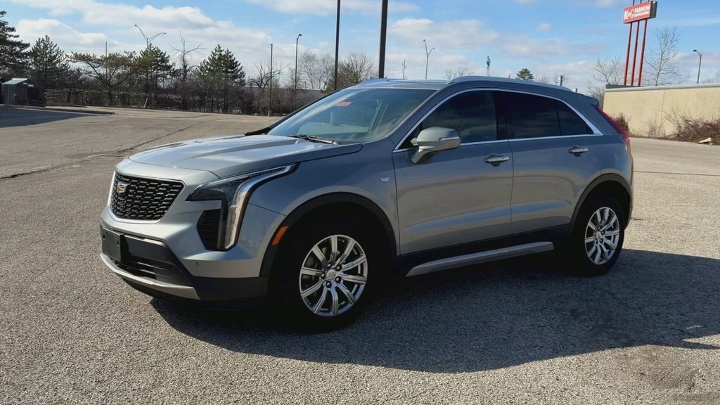 2023 Cadillac XT4 Premium Luxury