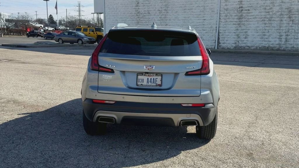 2023 Cadillac XT4 Premium Luxury