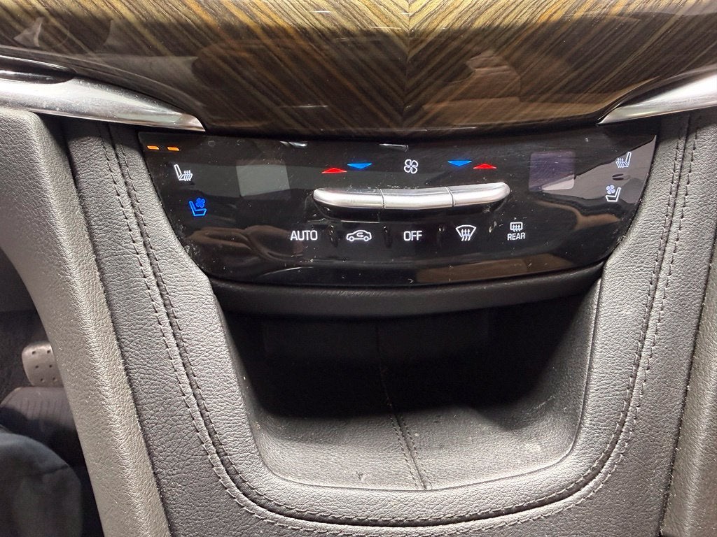 2022 Cadillac XT6 Premium Luxury
