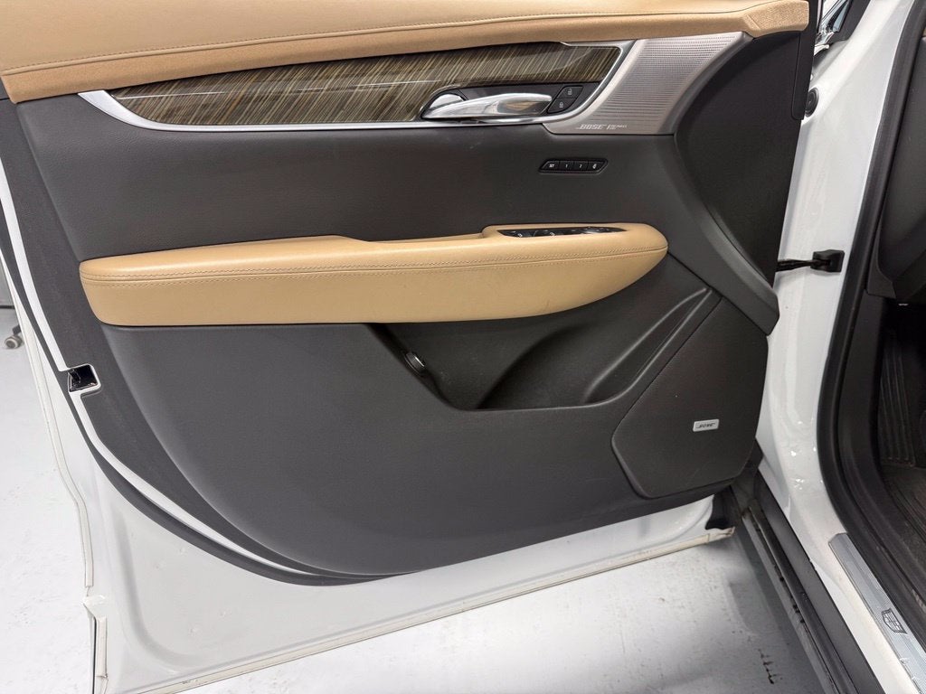 2022 Cadillac XT6 Premium Luxury