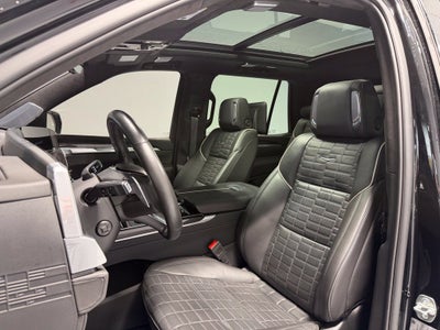 2025 Cadillac Escalade Escalade-V