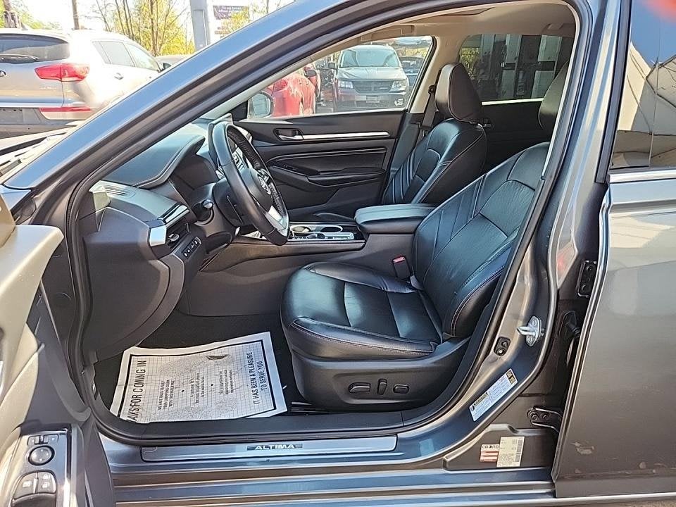 2023 Nissan Altima SR VC-Turbo FWD