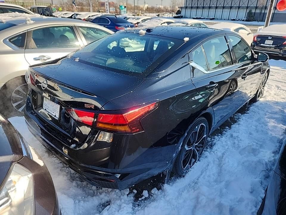 2025 Nissan Altima SR FWD