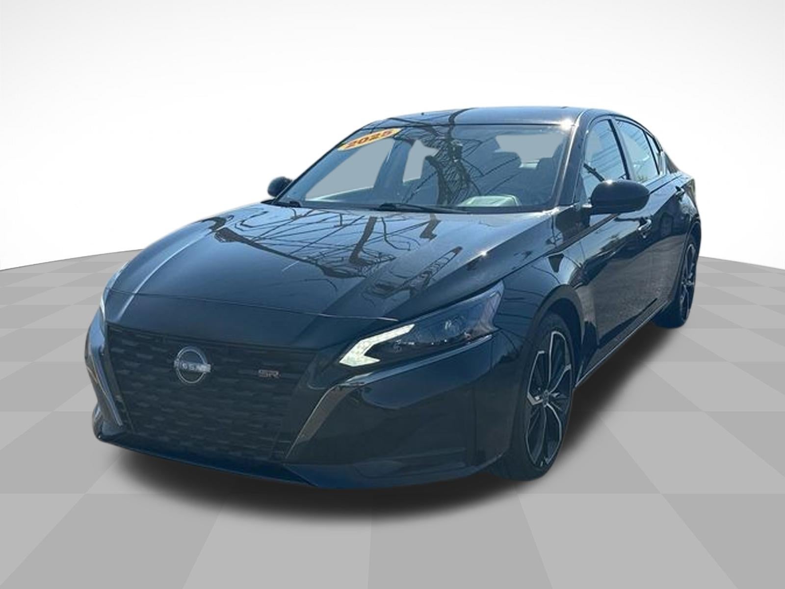 2025 Nissan Altima SR FWD