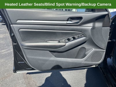 2025 Nissan Altima SR FWD