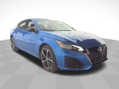 2025 Nissan Altima SR FWD