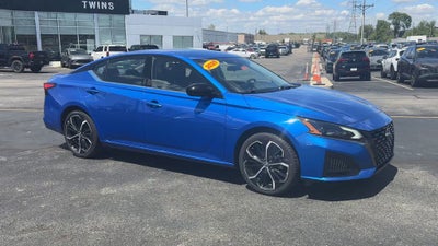 2025 Nissan Altima SR FWD