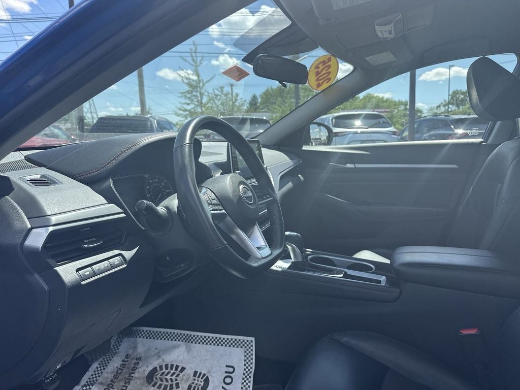 2025 Nissan Altima SR FWD