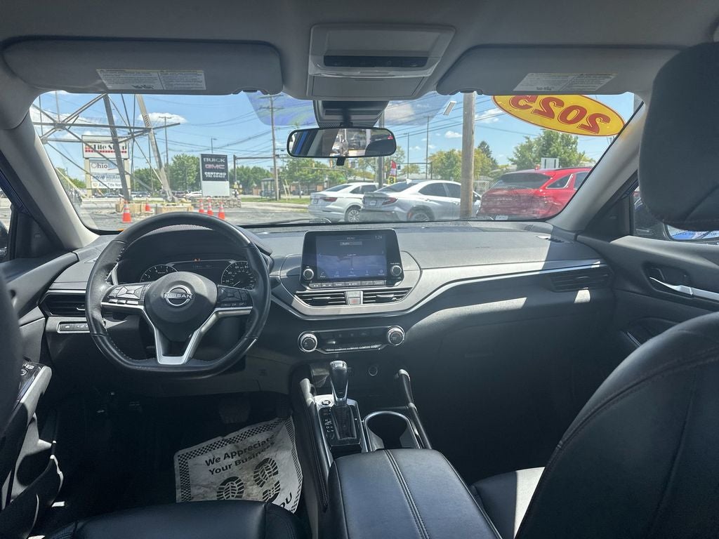 2025 Nissan Altima SR FWD