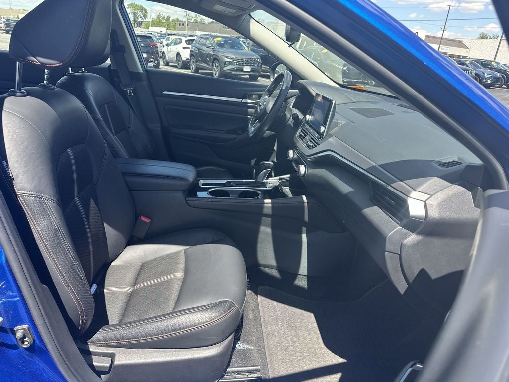 2025 Nissan Altima SR FWD
