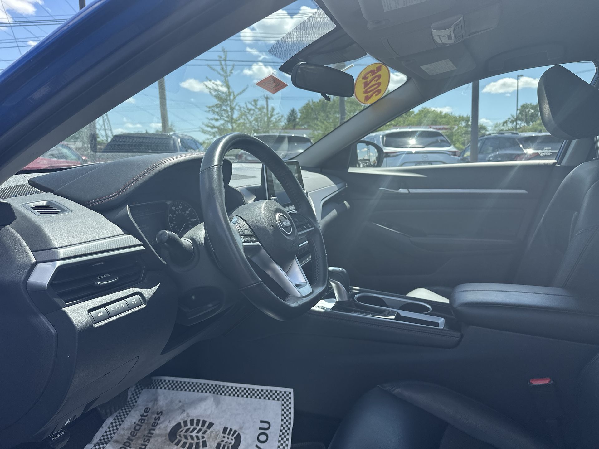 2025 Nissan Altima SR FWD