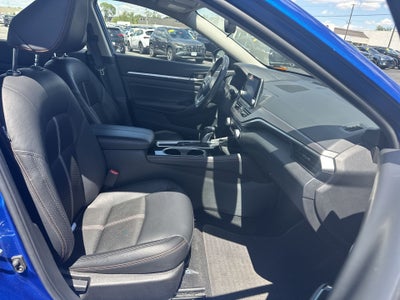 2025 Nissan Altima SR FWD