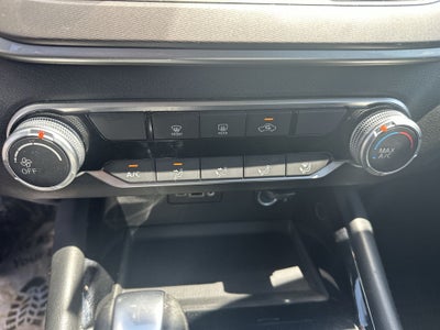2025 Nissan Altima SR FWD